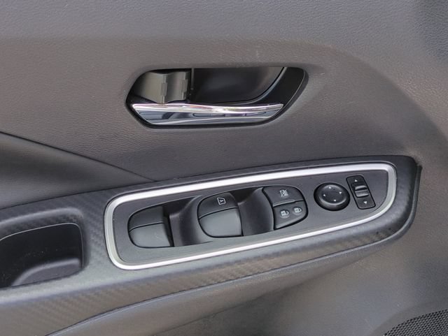 Used 2023 Nissan Versa SR w/ Trunk Package FWD image 17