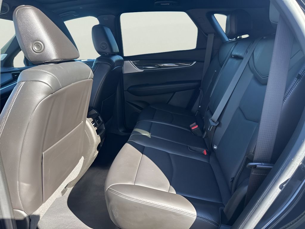 Used 2022 Cadillac XT5 Sportv image 16