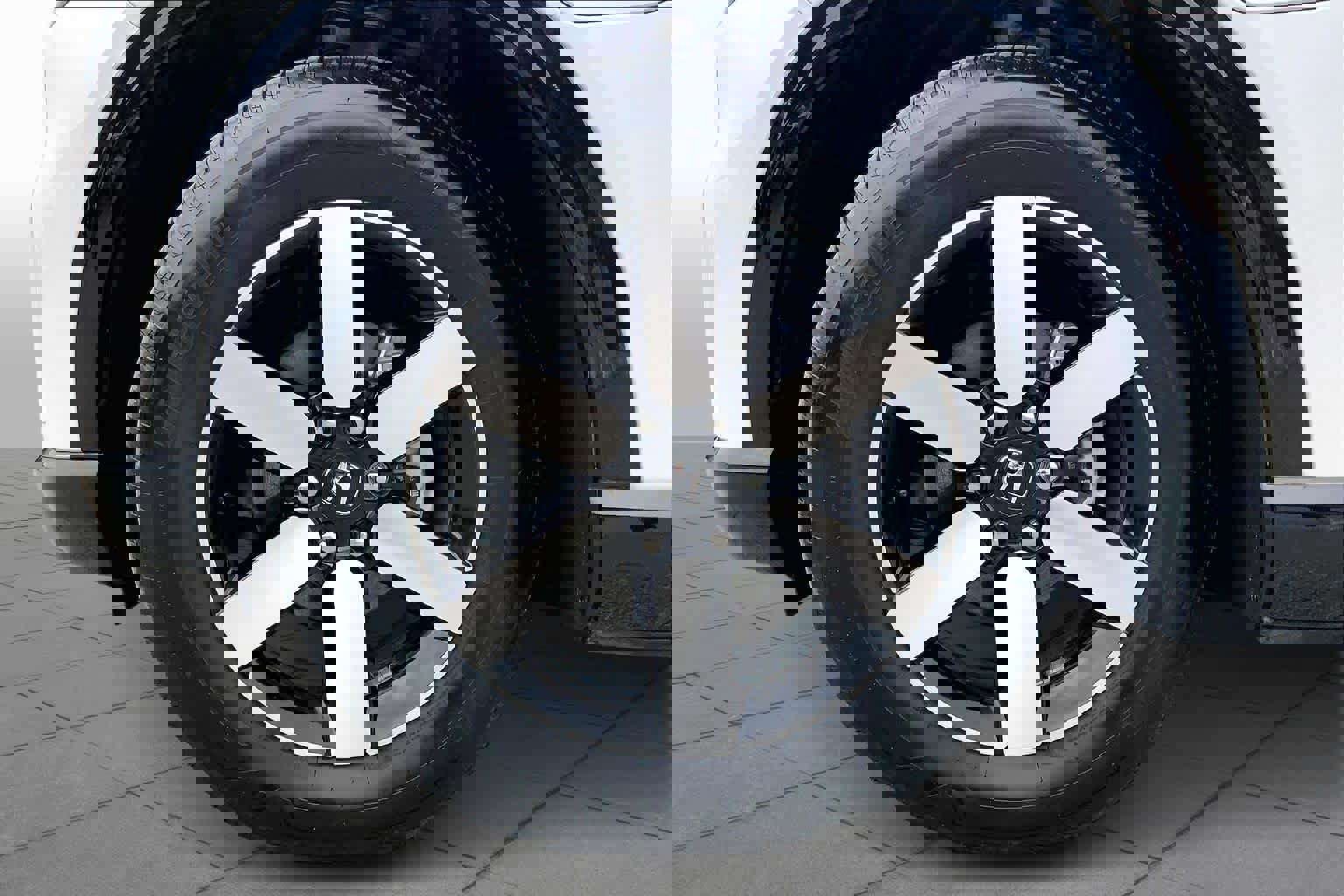 Used 2025 Honda Prologue Touring image 10