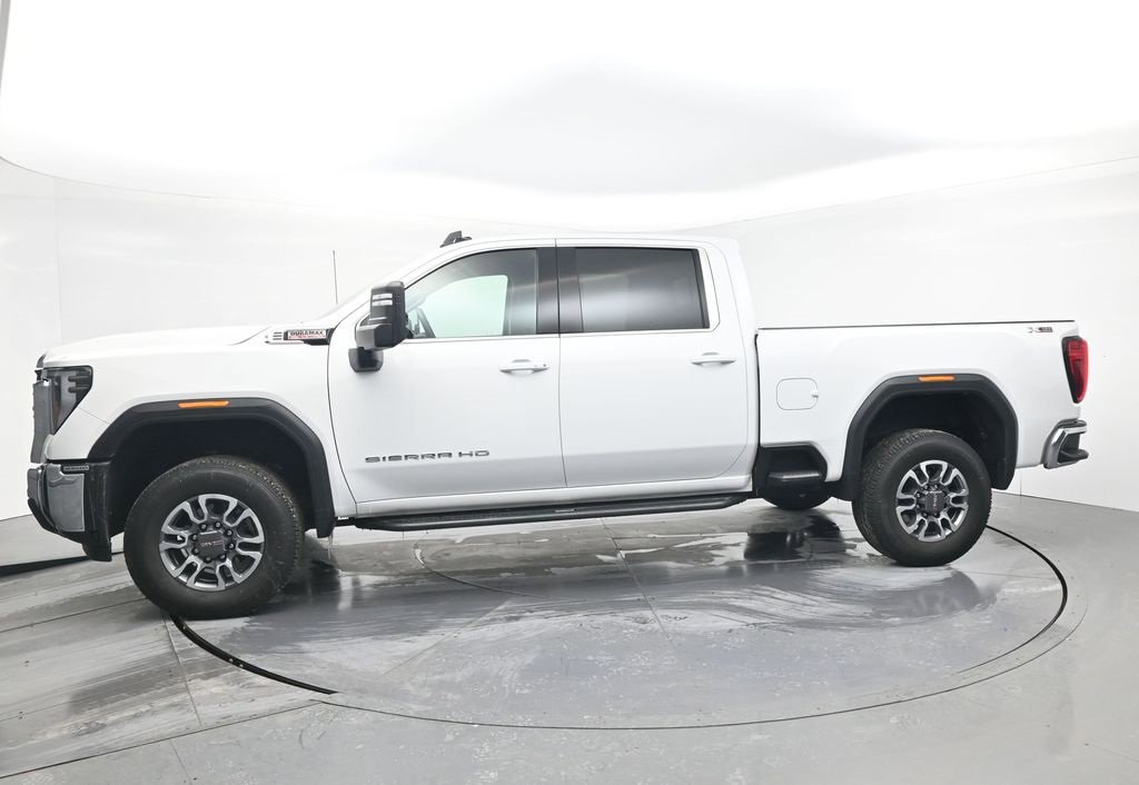 Used 2024 GMC Sierra 2500 SLE w/ SLE Value Package; image 3