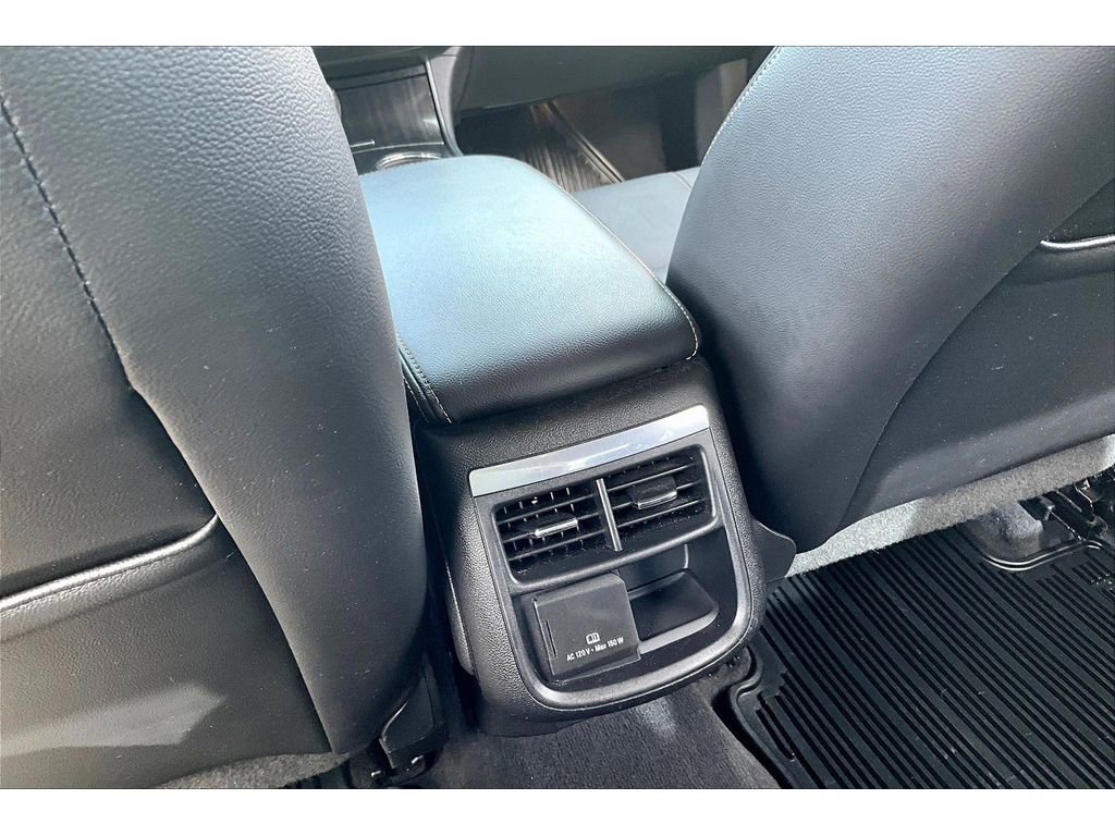 Used 2017 Chevrolet Impala LT image 10