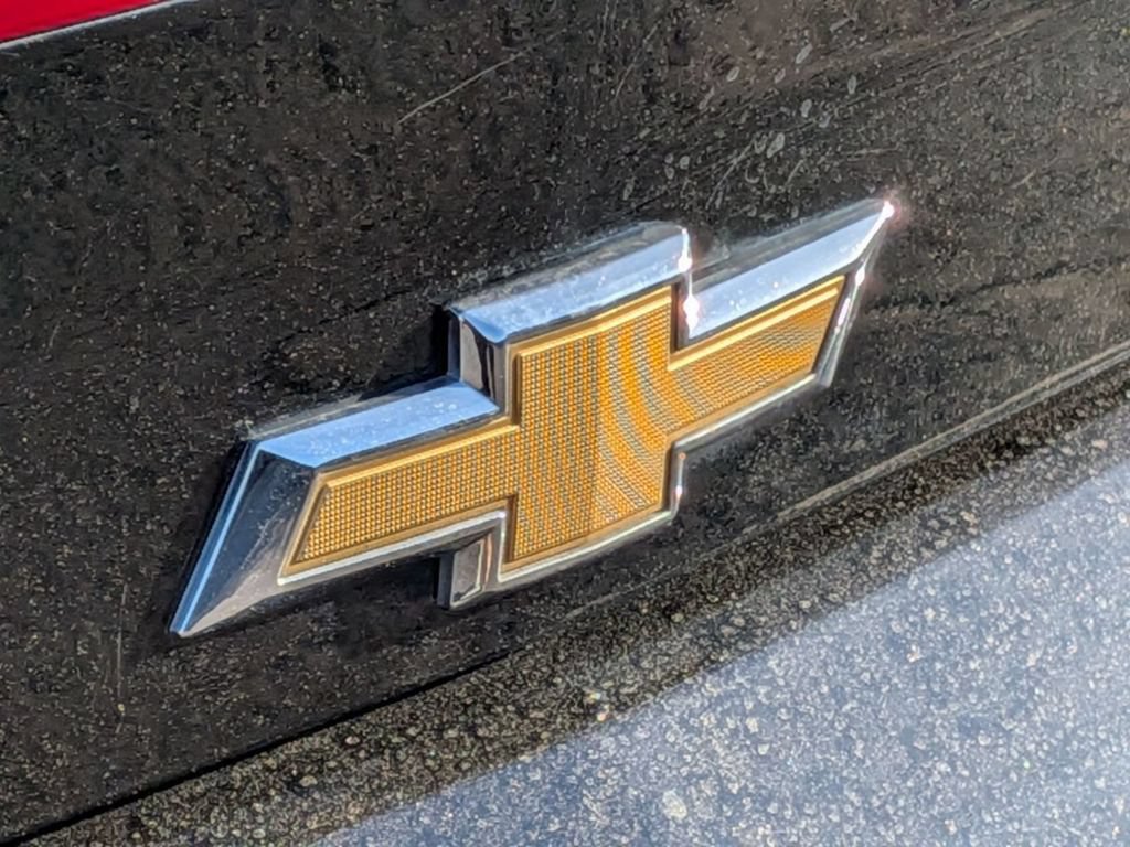 Used 2020 Chevrolet Camaro LT RWD image 12