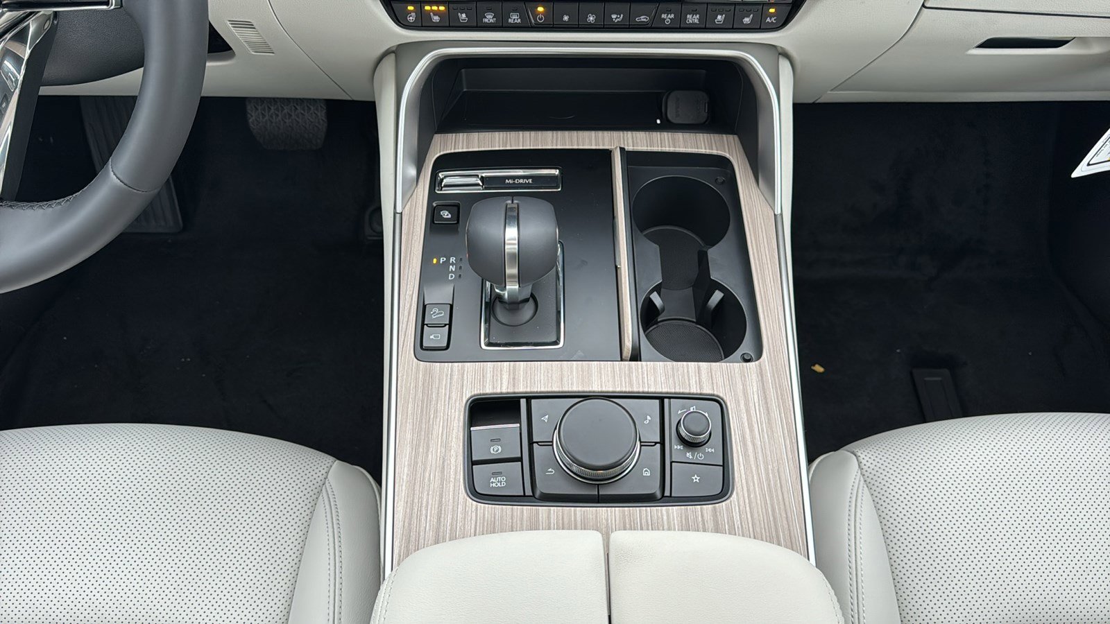 New 2026 MAZDA CX-90 Plug-In Hybrid w/ Premium Plus image 24