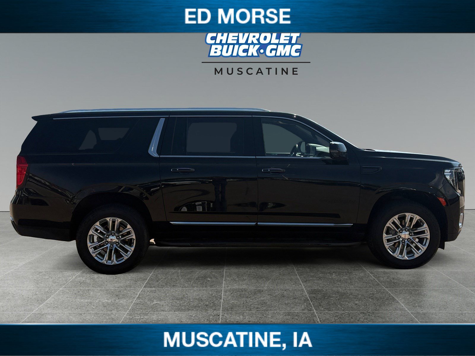 Certified 2024 GMC Yukon XL SLT w/ SLT Premium Package AWD/4WD image 6
