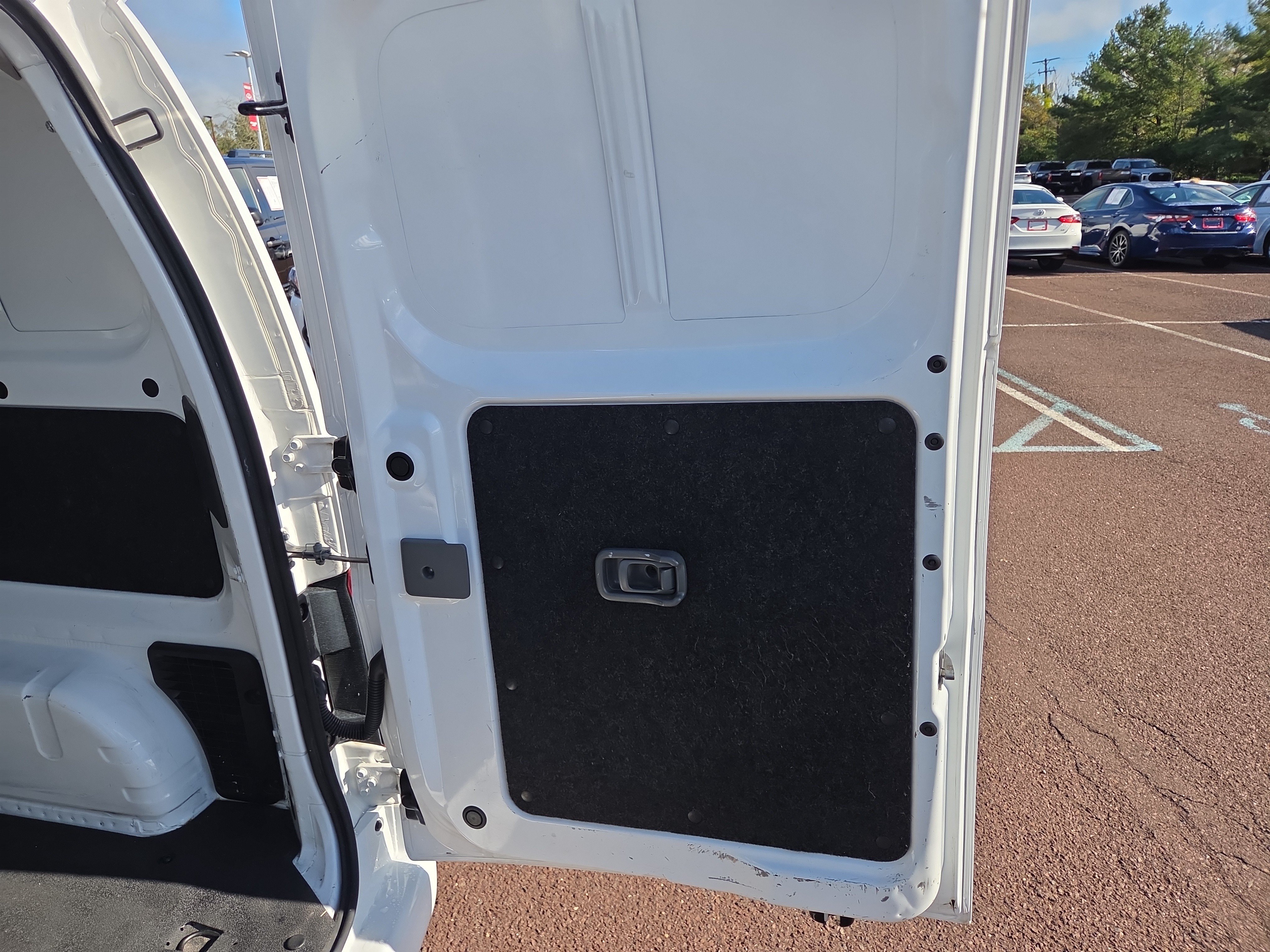 Used 2017 Nissan NV200 SV FWD image 20