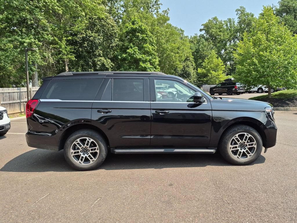 New 2026 Ford Expedition Active AWD/4WD image 5
