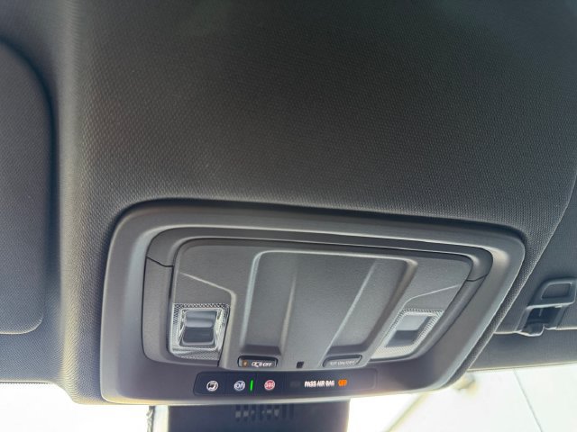 Used 2024 Chevrolet Silverado 1500 LT RWD image 26