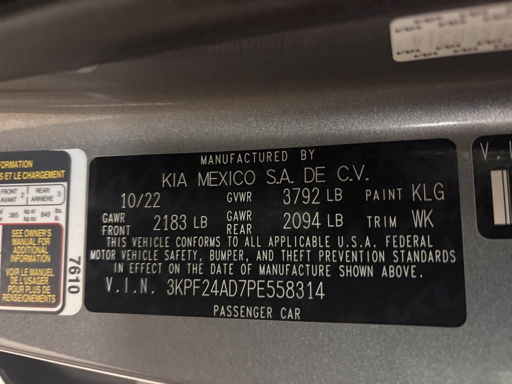 Used 2023 Kia Forte LXS w/ LXS Technology Package FWD image 32