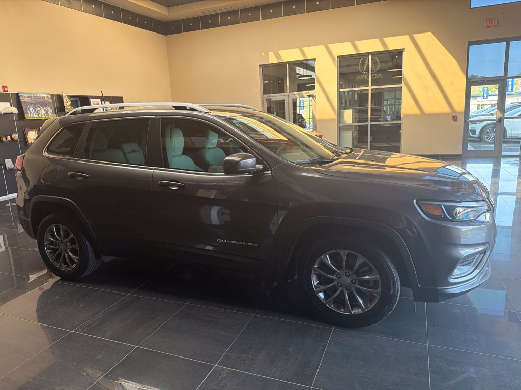 Used 2020 Jeep Cherokee Latitude Plus FWD image 5