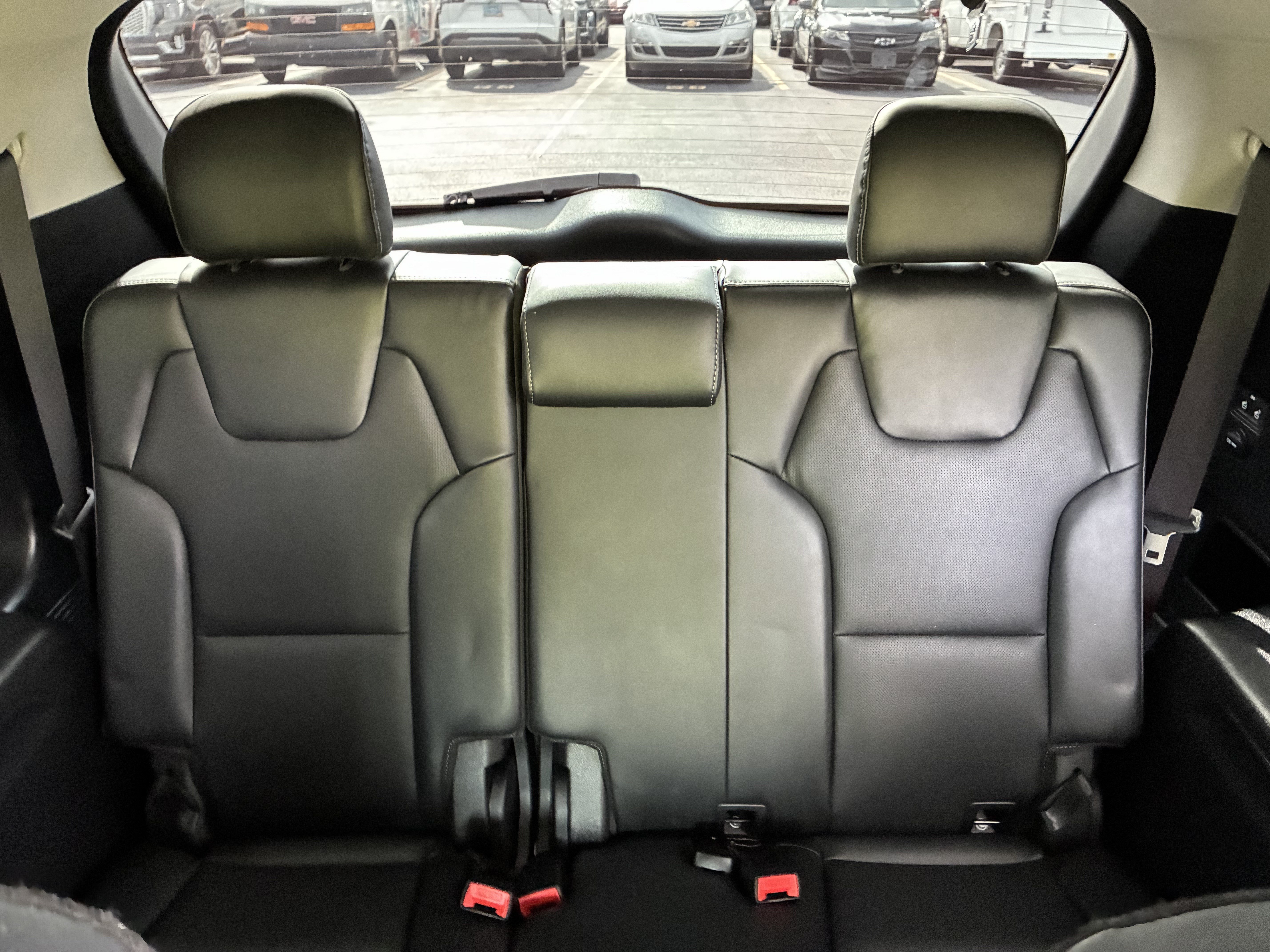Used 2025 Kia Telluride S FWD image 16