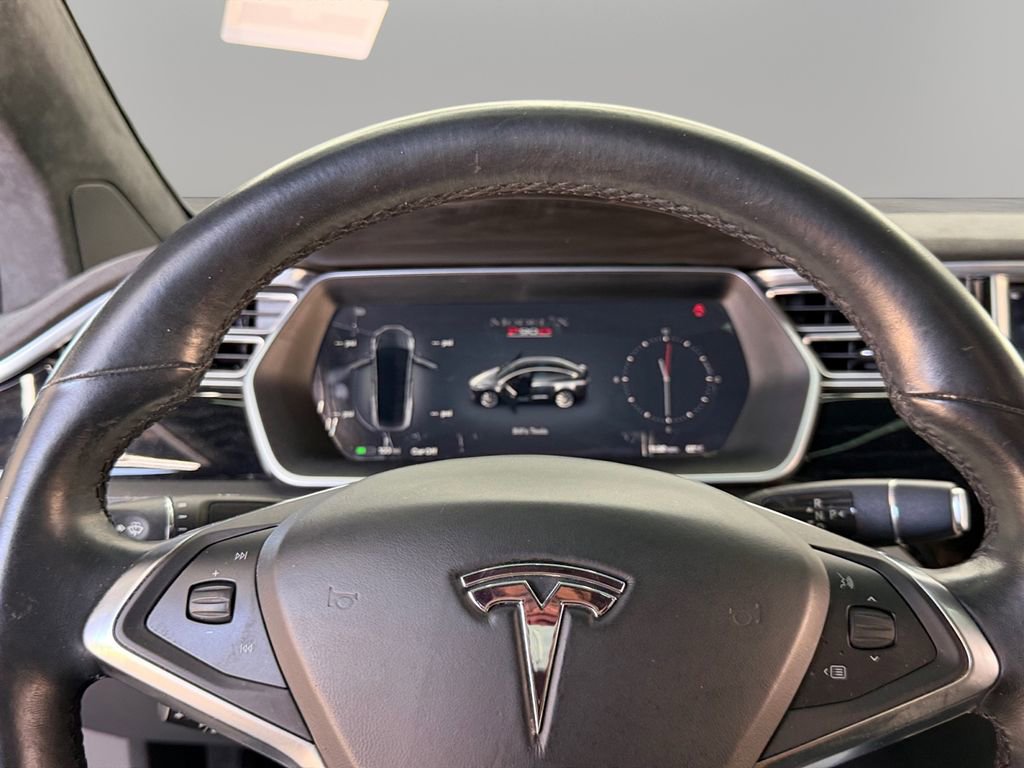 Used 2016 Tesla Model X Performance image 22