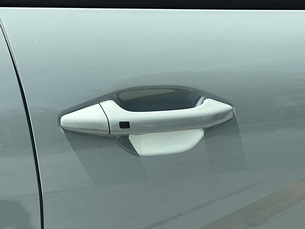New 2026 Kia K4 FWD image 8