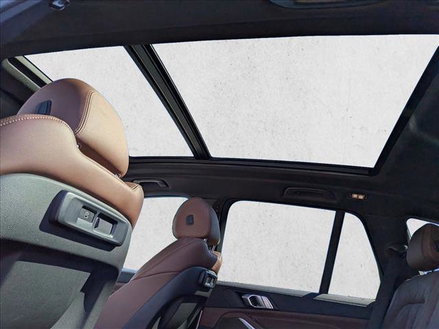 Certified 2023 BMW X5 xDrive45e w/ Climate Comfort Package image 20