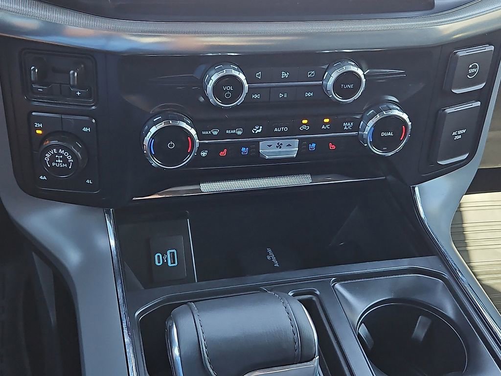 Used 2024 Ford F150 Lariat w/ FX4 Off-Road Package image 27