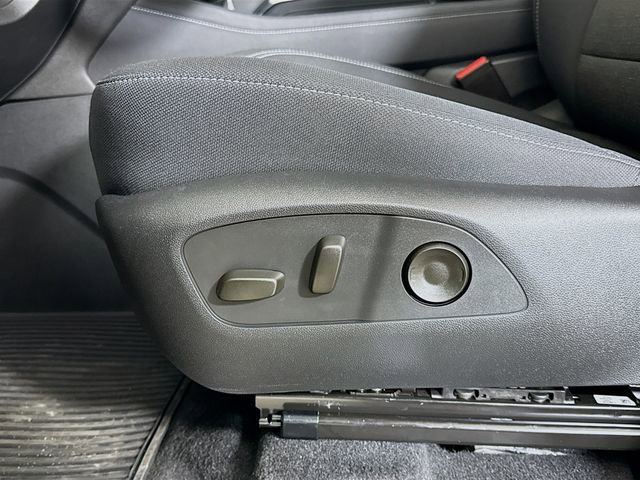 New 2026 Chevrolet Traverse LT w/ Driver Confidence Package image 21