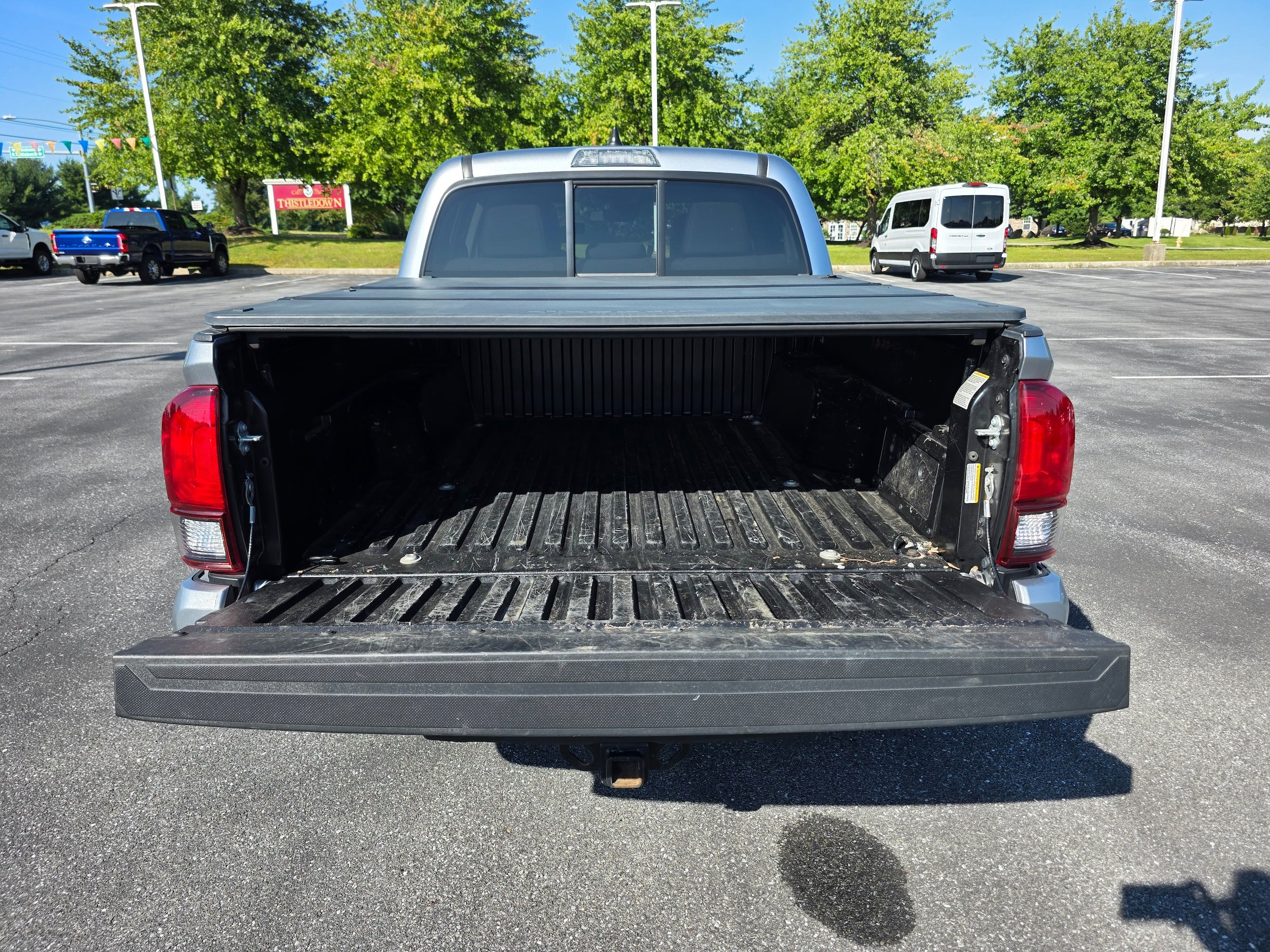 Used 2023 Toyota Tacoma SR AWD/4WD image 9