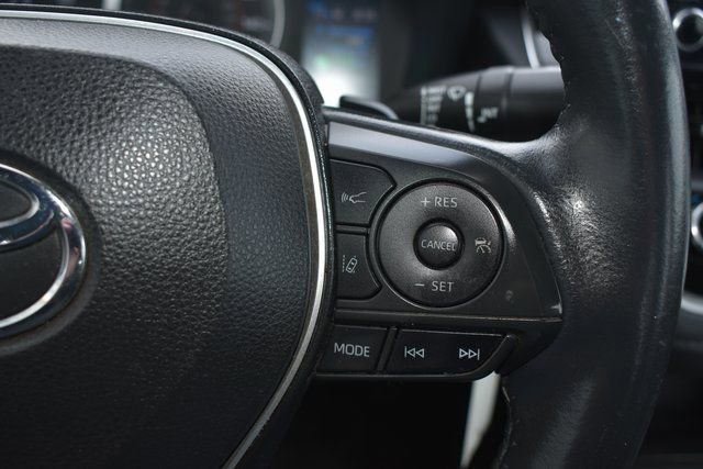 Used 2020 Toyota Corolla SE image 20