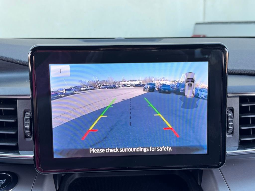 Used 2024 Ford Explorer XLT w/ Equipment Group 202A image 29