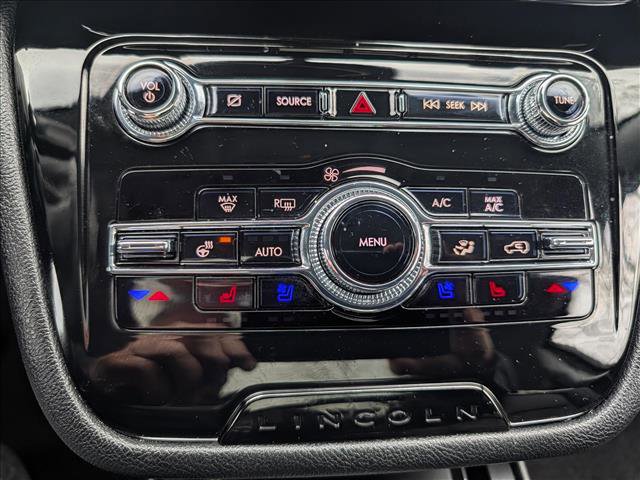 Used 2022 Lincoln Corsair Reserve w/ Sport Package AWD/4WD image 35