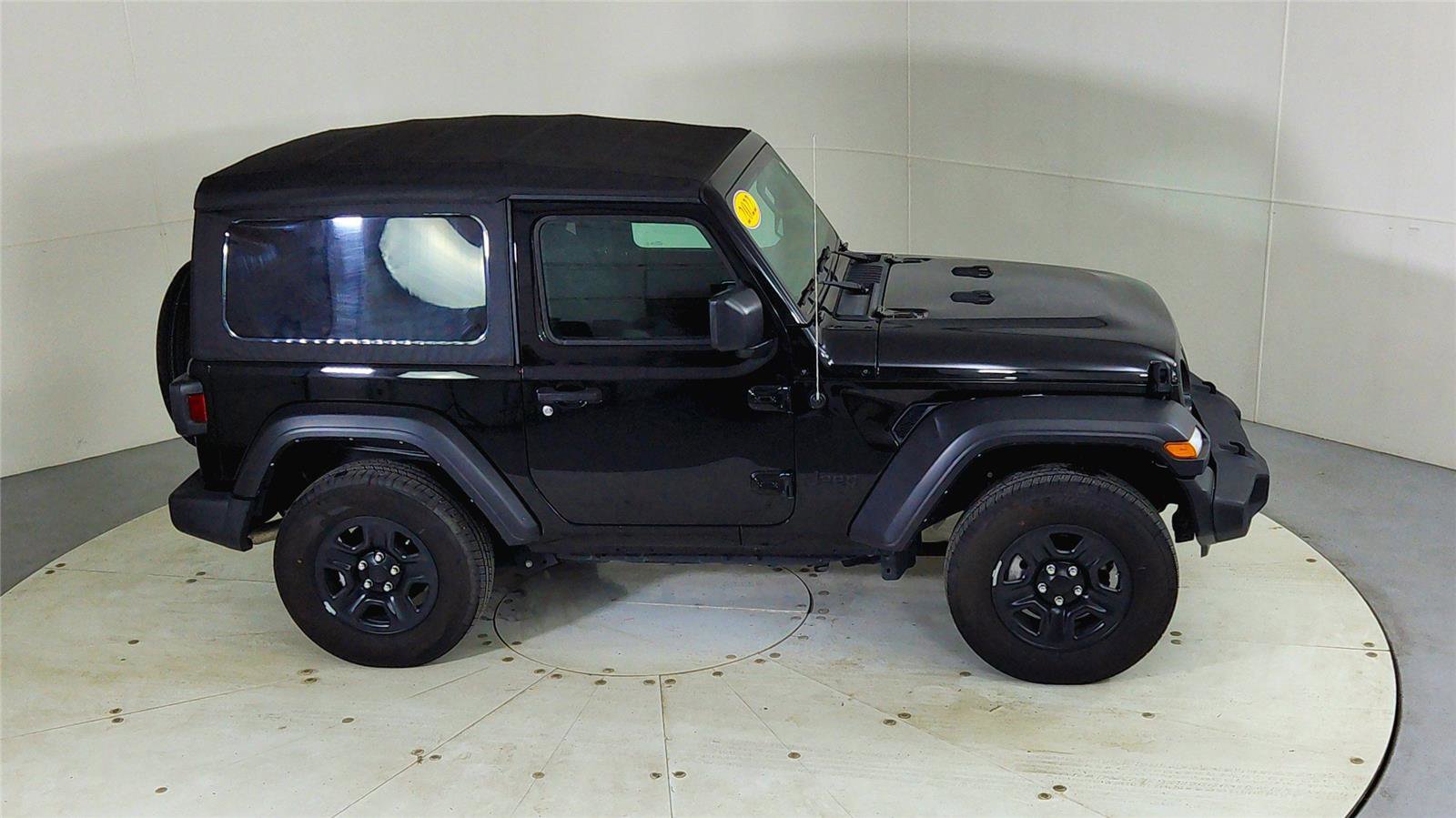 Used 2022 Jeep Wrangler Sport image 23