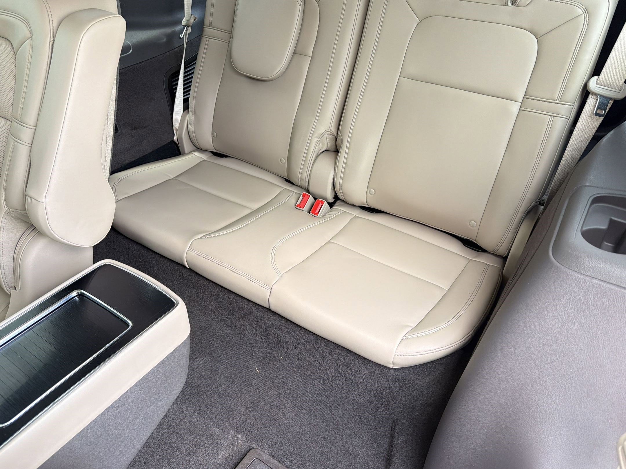 Used 2020 Lincoln Aviator Reserve w/ Equipment Group 201A AWD/4WD image 33
