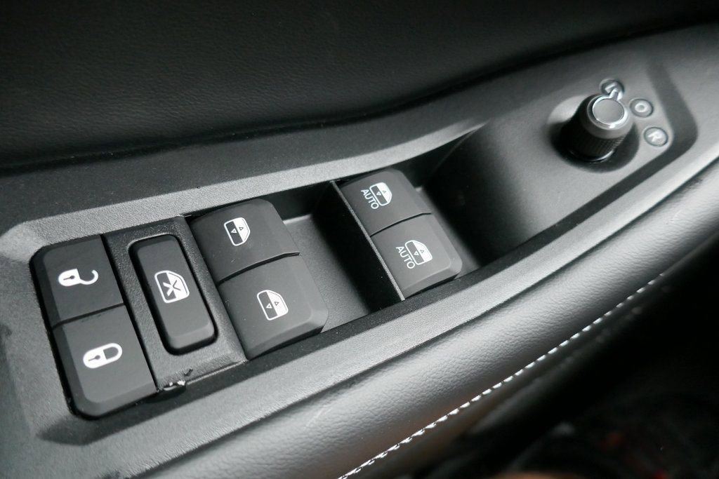 New 2025 Jeep Grand Cherokee Laredo X image 16