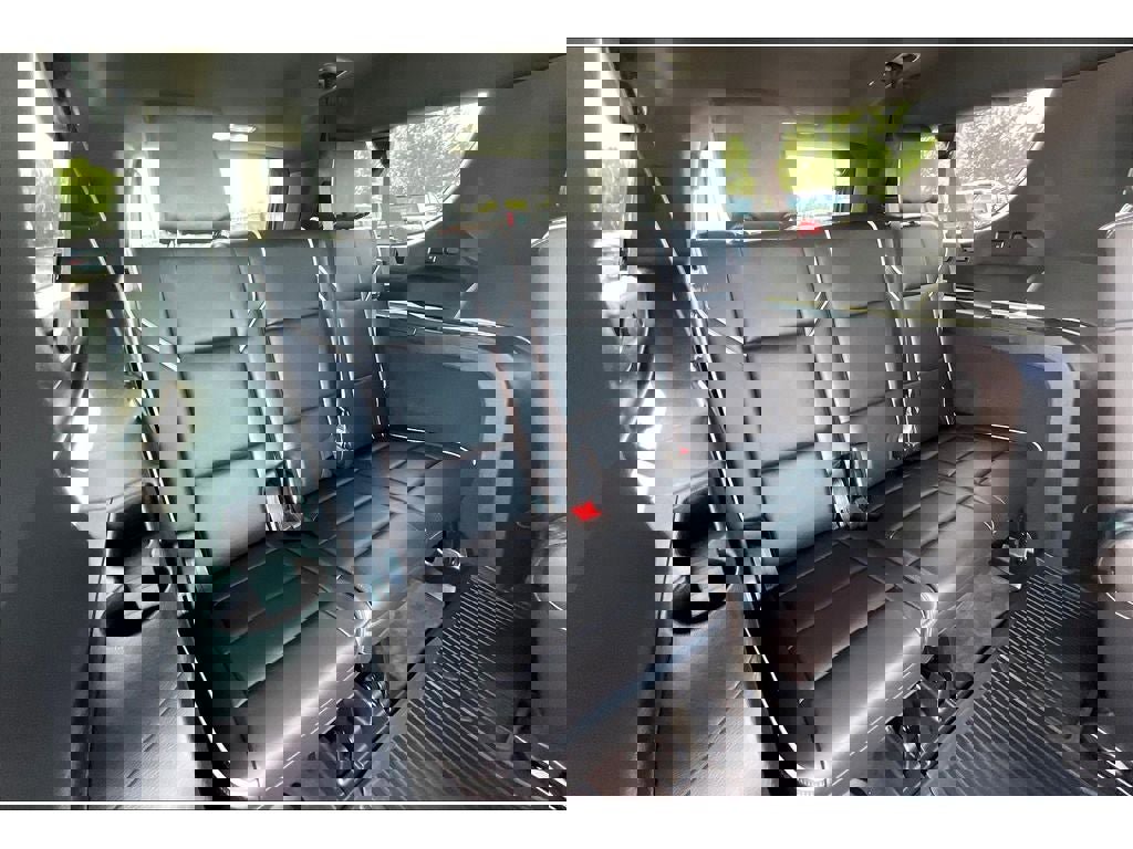 Used 2022 Cadillac Escalade ESV Sport image 29