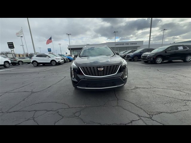 Certified 2023 Cadillac XT4 Premium Luxury w/ Cold Weather Package image 3