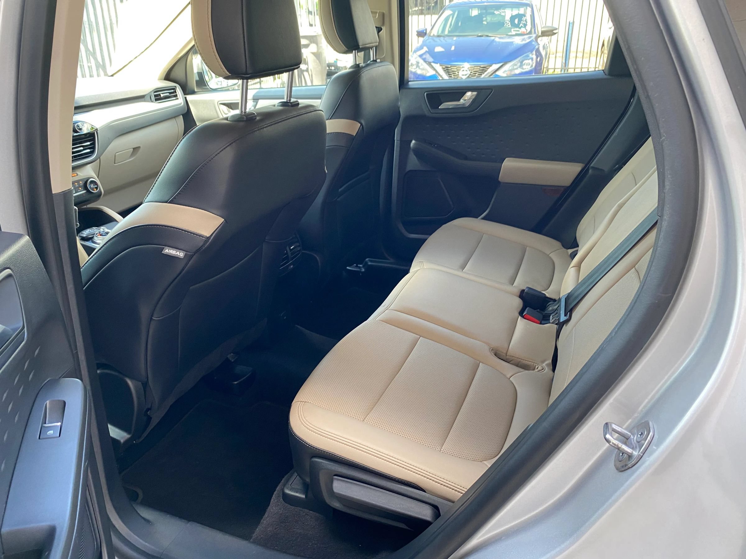 Used 2020 Ford Escape SEL AWD/4WD image 9
