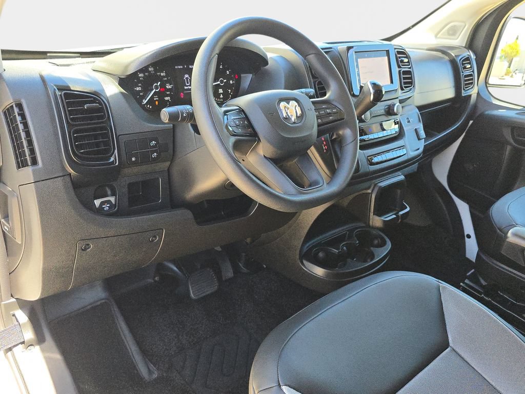 Used 2025 RAM ProMaster 2500 w/ Convenience Group FWD image 20