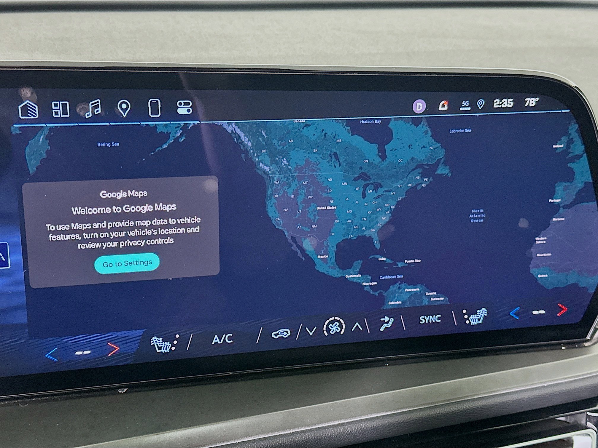 Used 2025 Chevrolet Traverse LT image 22