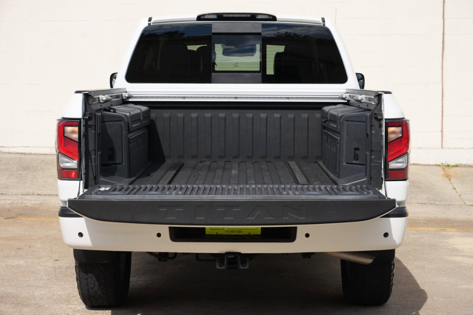 Used 2020 Nissan Titan SL w/ Protection Package 1 AWD/4WD image 9