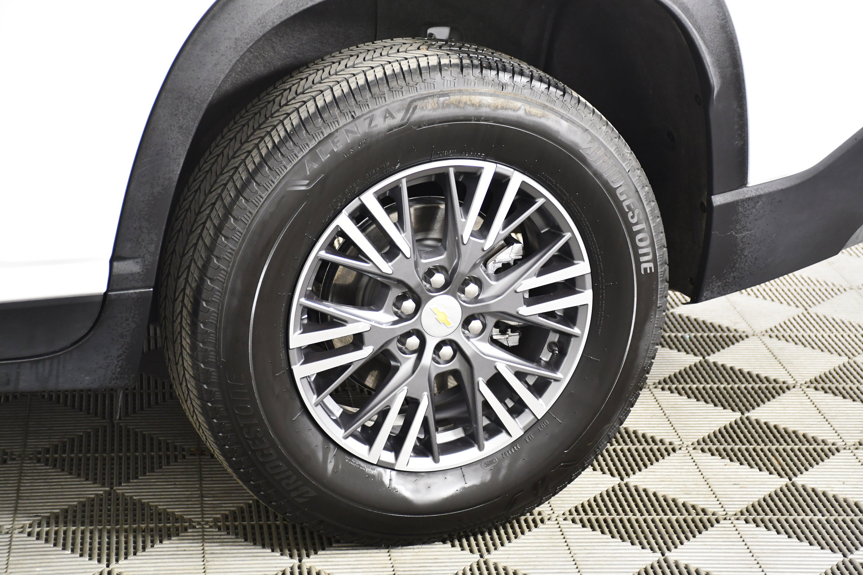 Used 2026 Chevrolet Traverse LT image 52