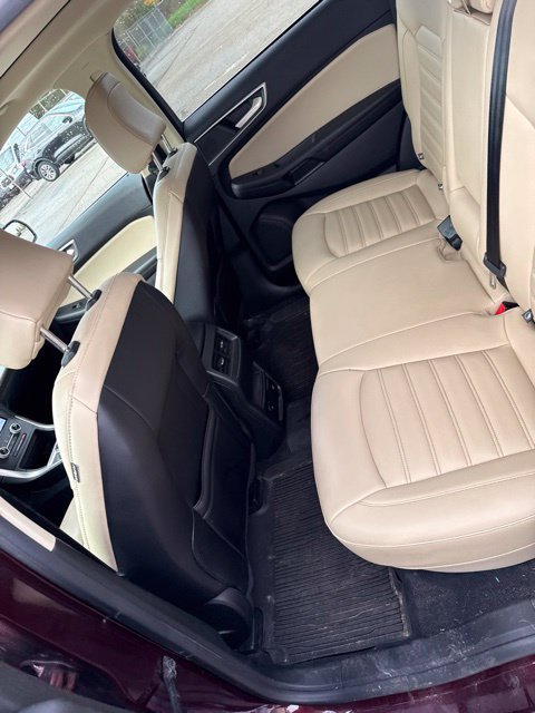 Used 2024 Ford Edge SEL w/ Convenience Package AWD/4WD image 14