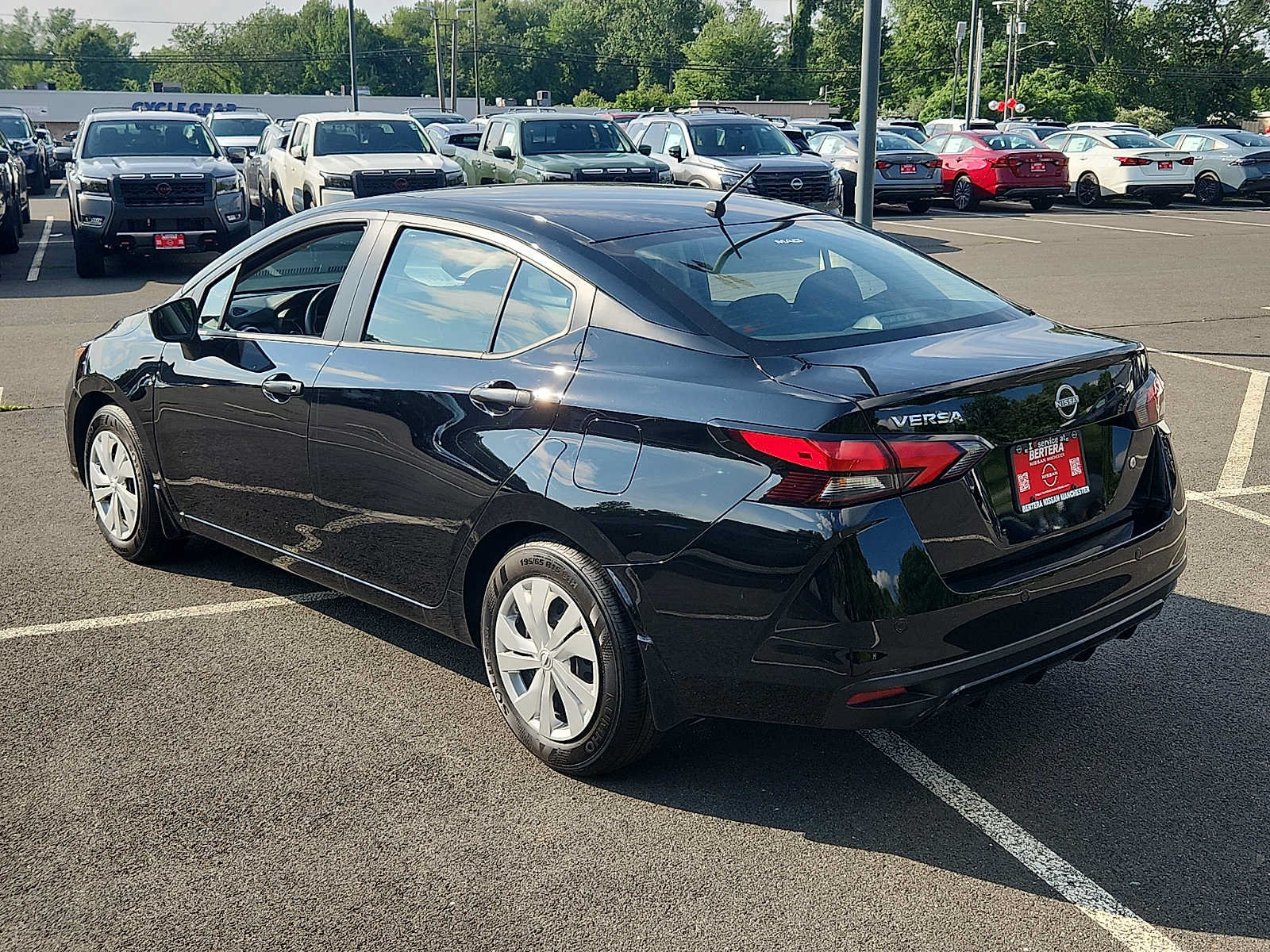 Used 2025 Nissan Versa S w/ Trunk Package FWD image 6