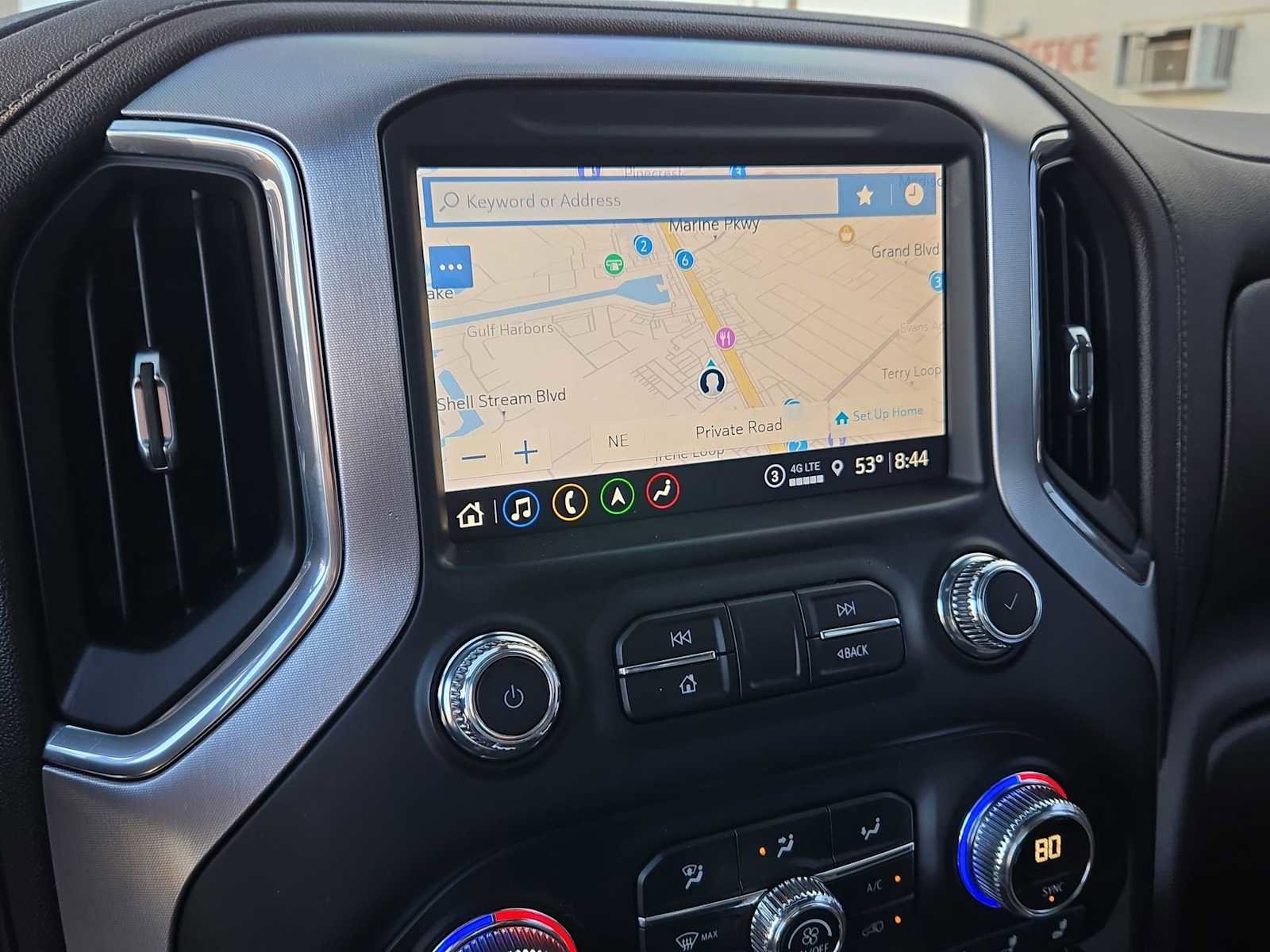 Used 2022 GMC Sierra 1500 SLT w/ SLT Premium Plus Package image 28