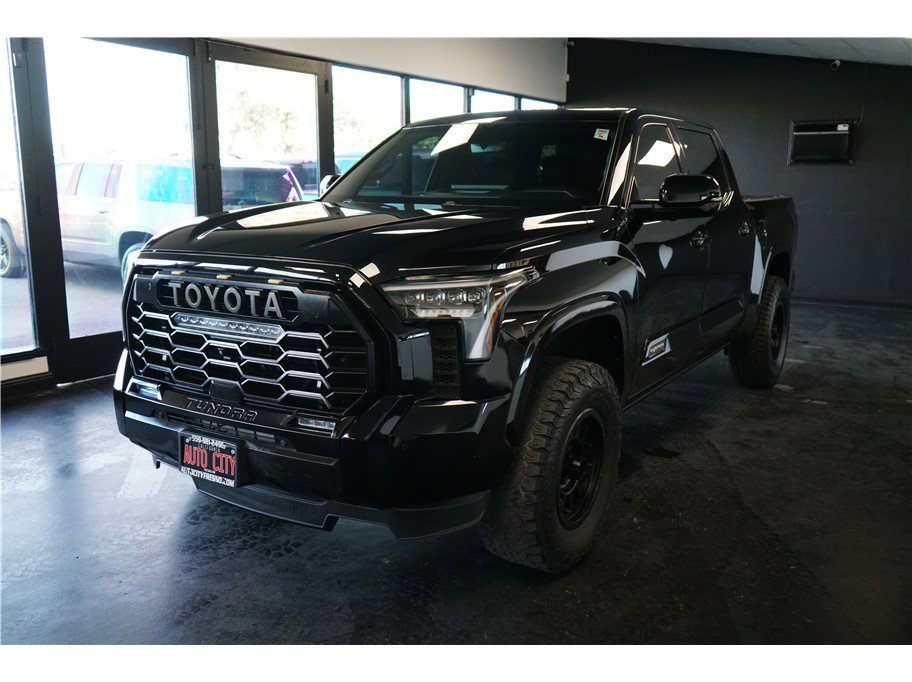 Used 2023 Toyota Tundra Platinum w/ Advanced Package AWD/4WD image 3
