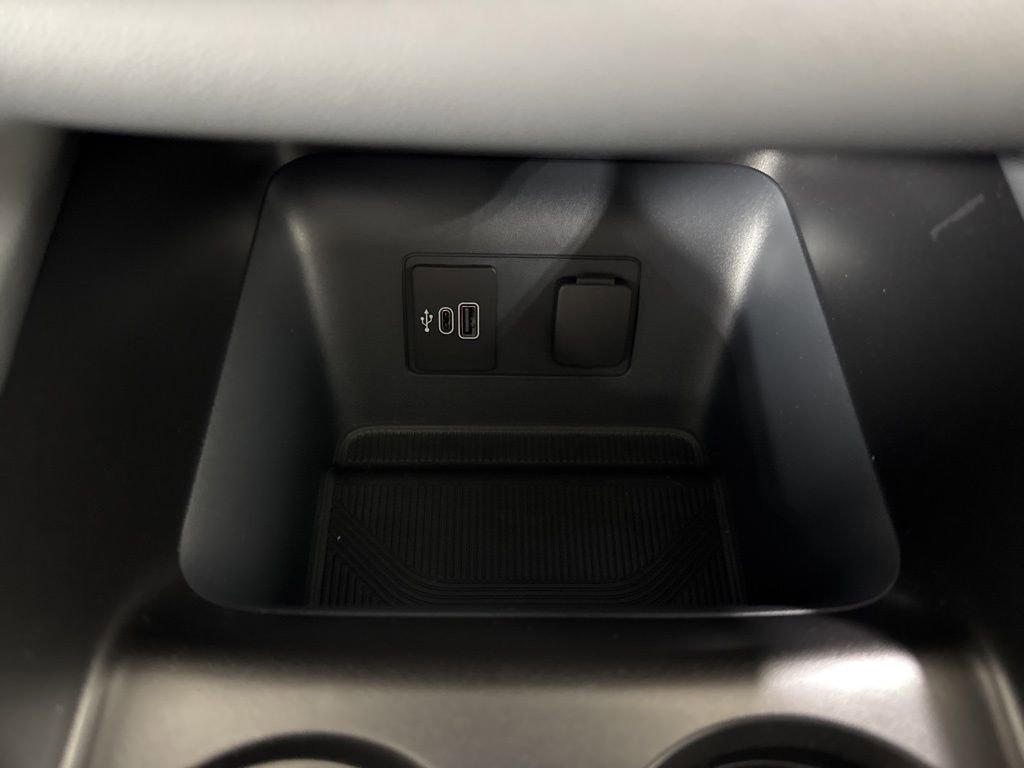 New 2026 Ford Explorer Active w/ Active Comfort Package image 28