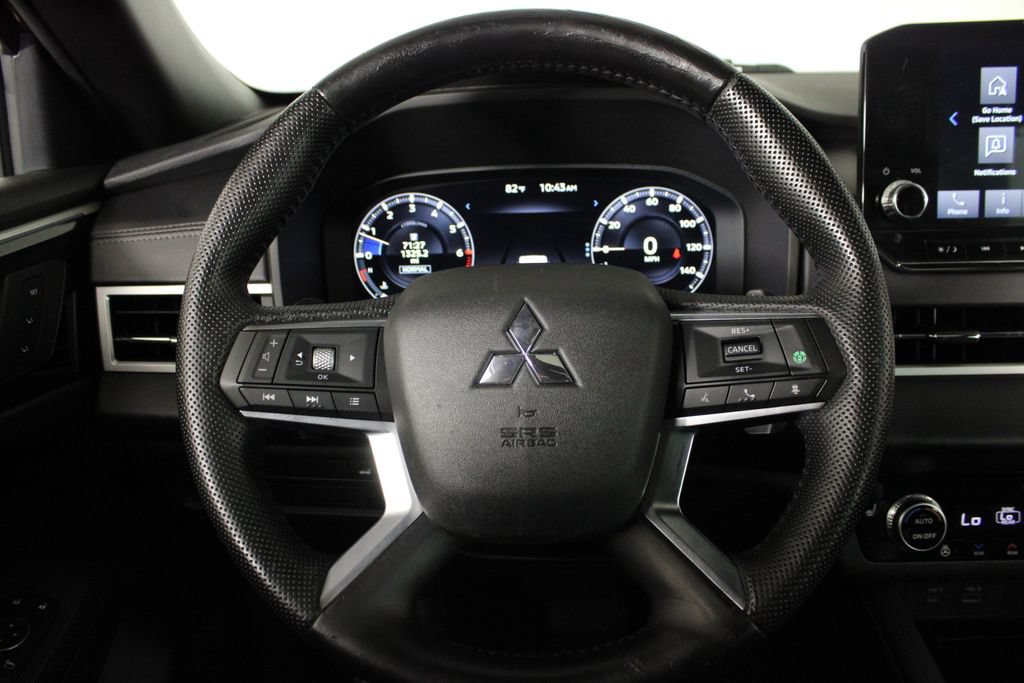 Used 2023 Mitsubishi Outlander SEL FWD image 9