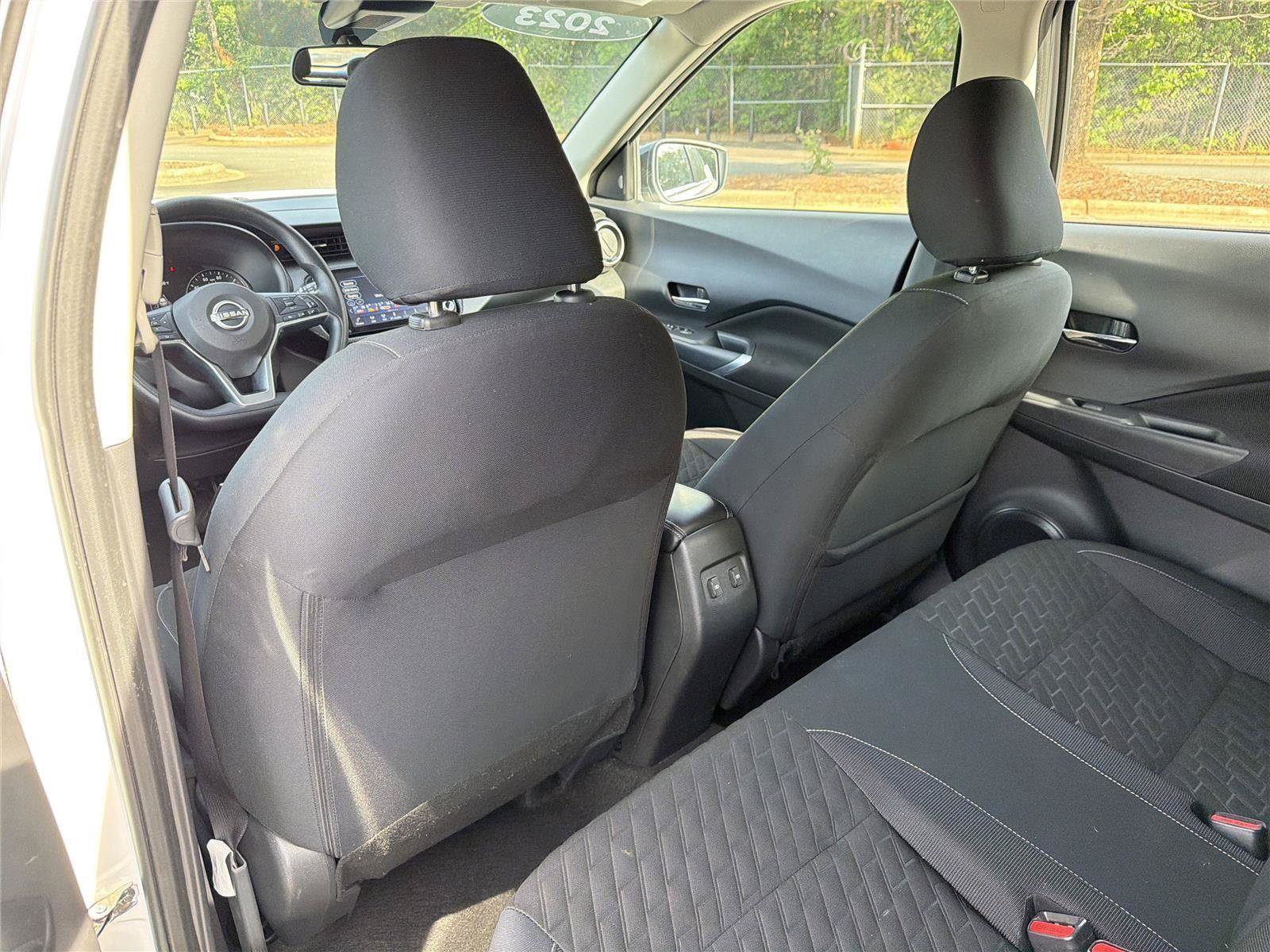 Used 2023 Nissan Kicks SV FWD image 28