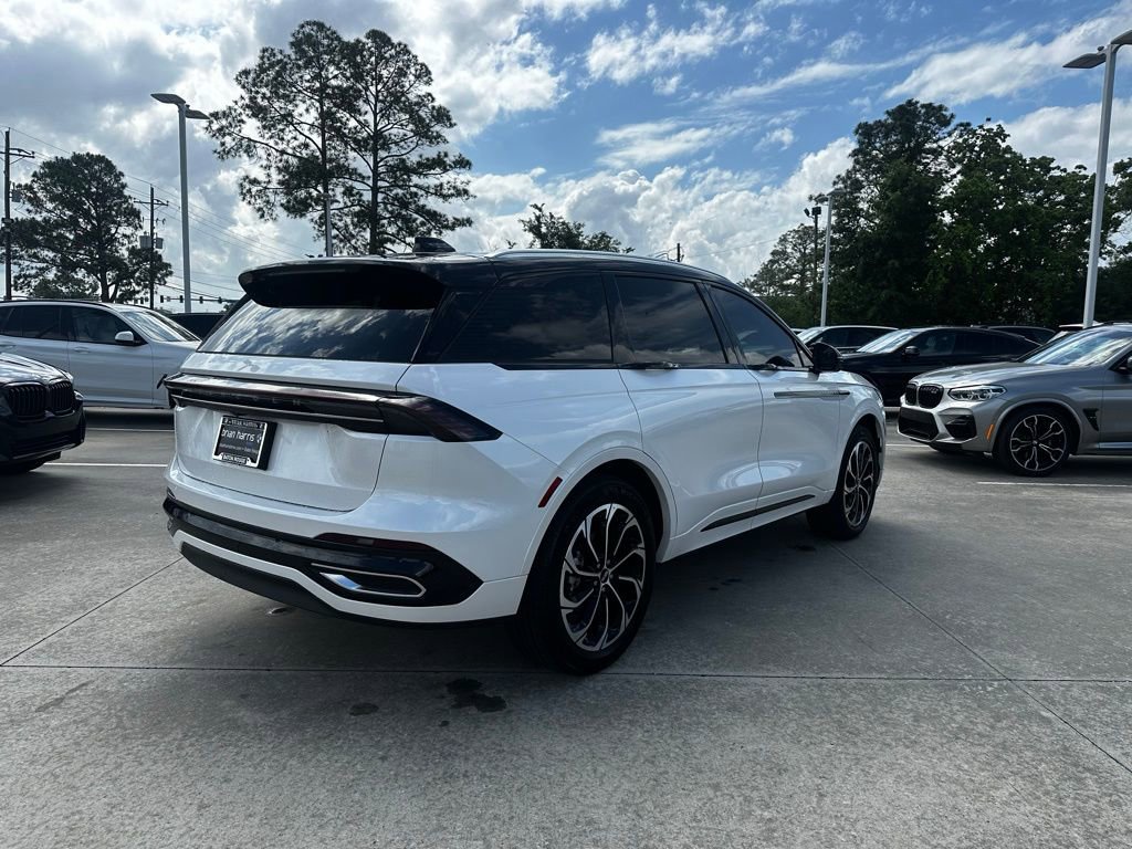 Used 2026 Lincoln Nautilus Reserve AWD/4WD image 3