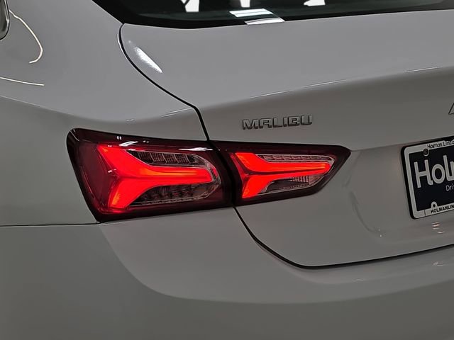Used 2021 Chevrolet Malibu LT image 33