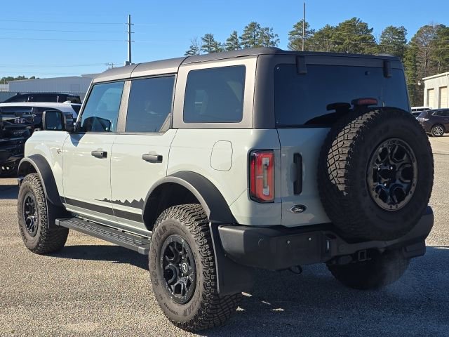 Used 2022 Ford Bronco Wildtrak image 3