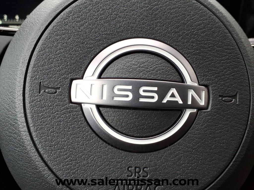 New 2026 Nissan Kicks SR w/ SR Premium Package FWD image 17