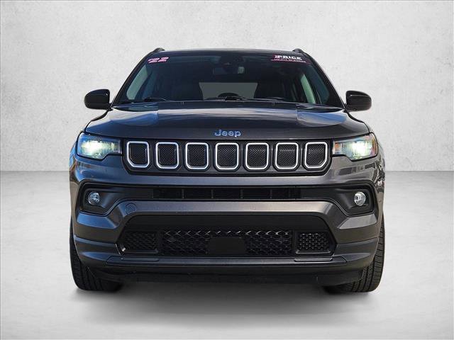 Used 2022 Jeep Compass Latitude FWD video 2