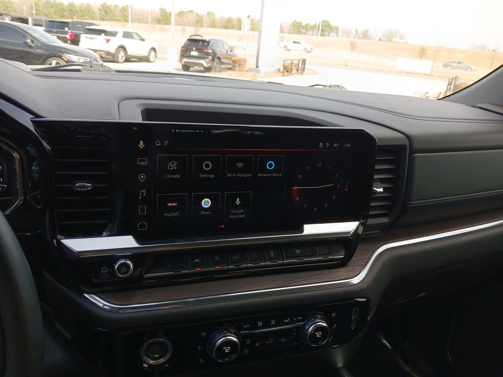 Used 2023 GMC Sierra 1500 SLT image 13