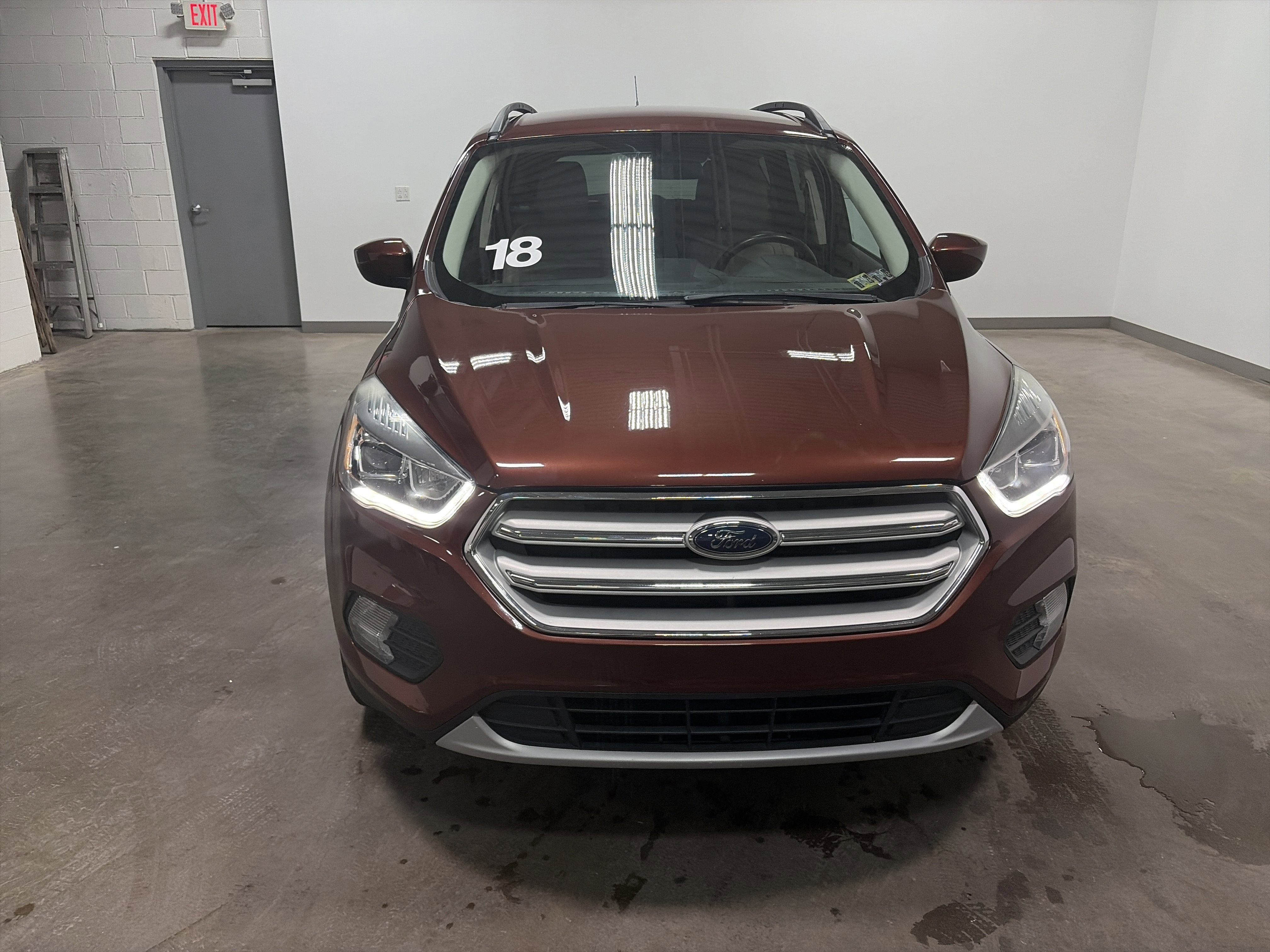 Used 2018 Ford Escape SEL image 34