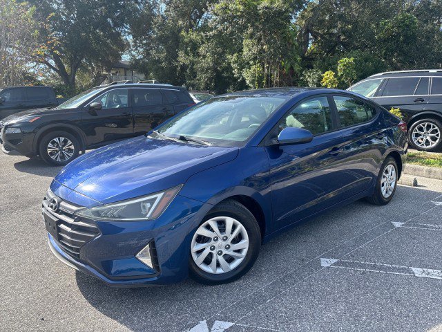 Used 2019 Hyundai Elantra SE image 2
