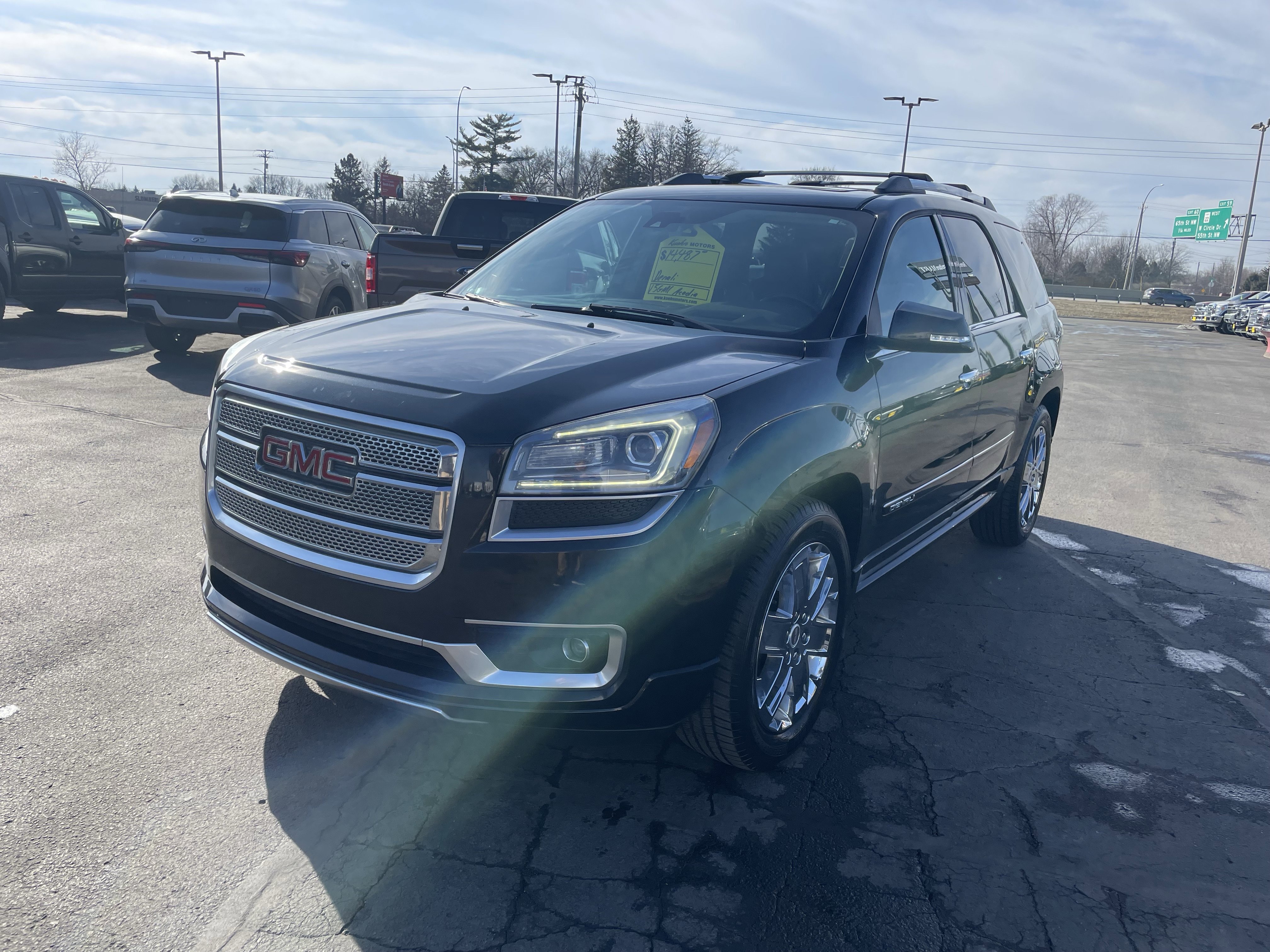 Used 2015 GMC Acadia Denali image 4