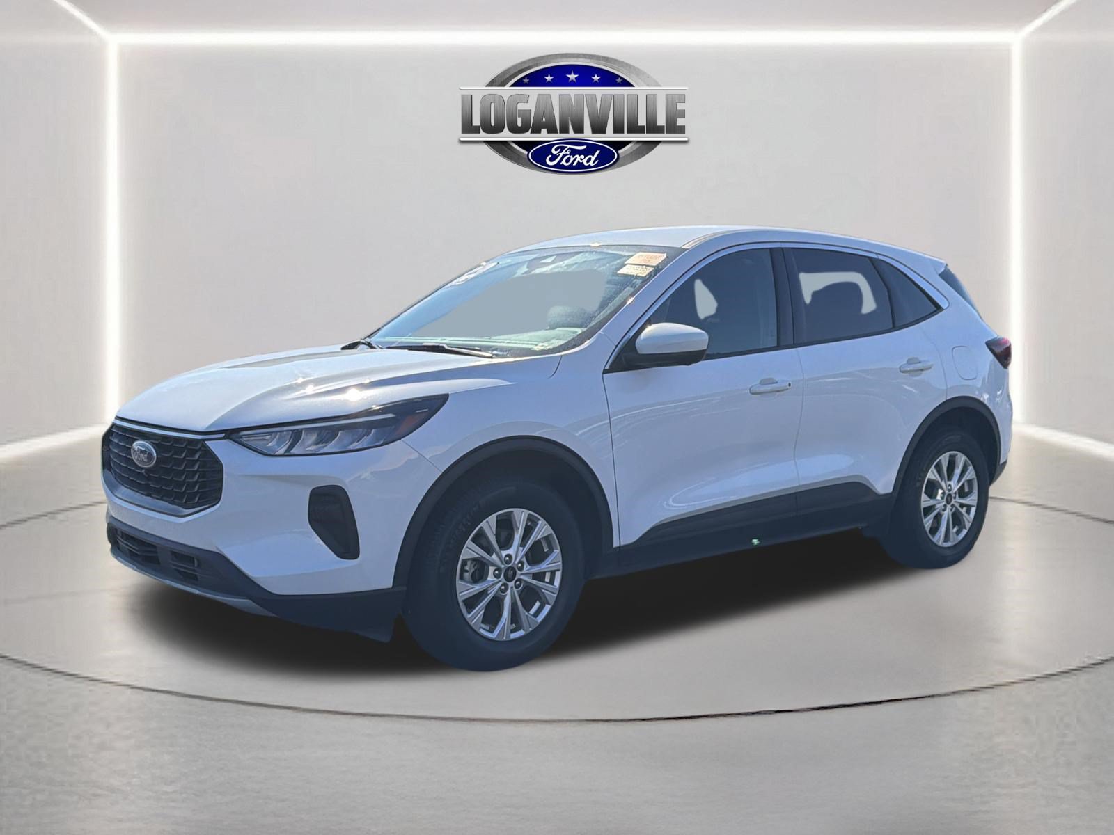Used 2023 Ford Escape Active w/ Tech Pack #2 AWD/4WD image 1